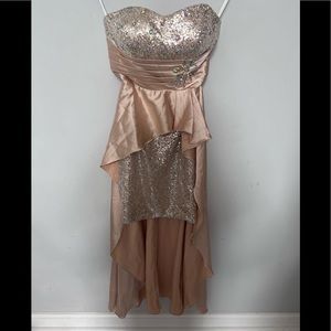 Prom/ Formal/ Gala/ Wedding Guest Gown